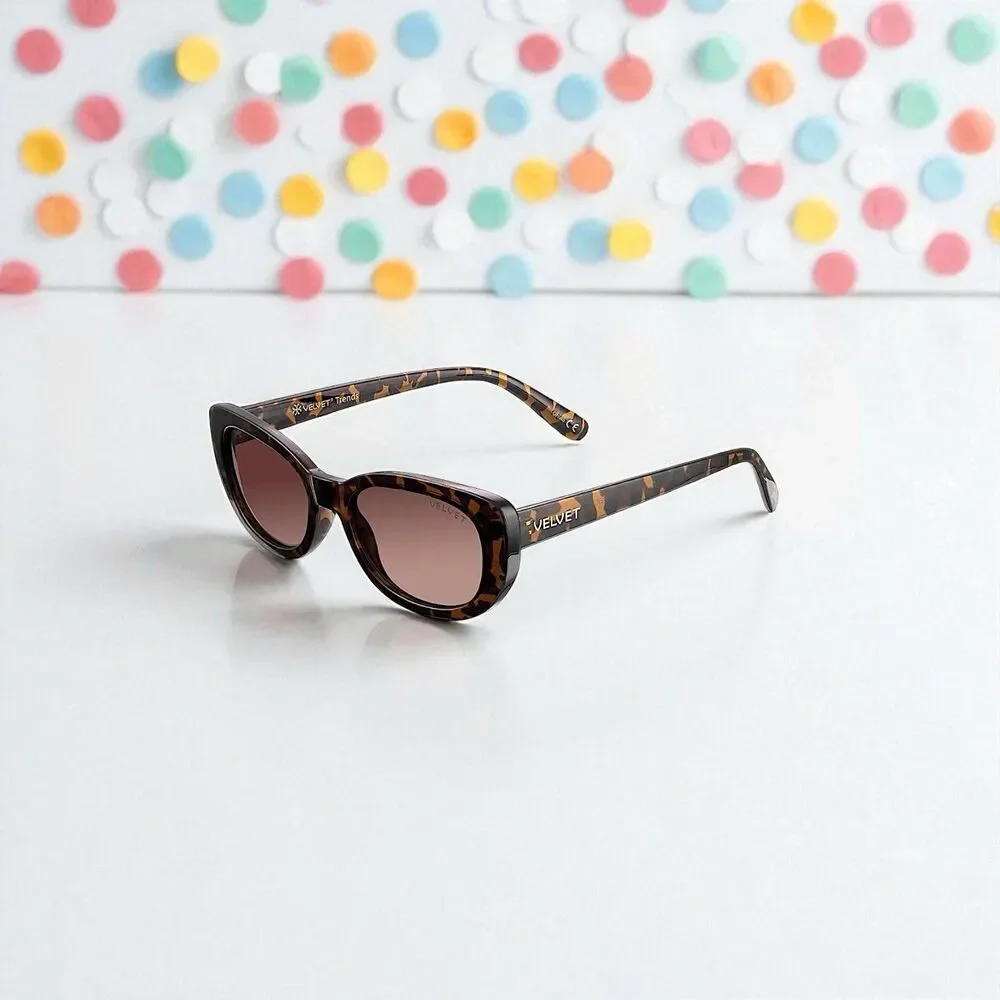 VELVET EYEWEAR The Harper Cat Eye Sunglasses in tortoise w/microfiber pouch